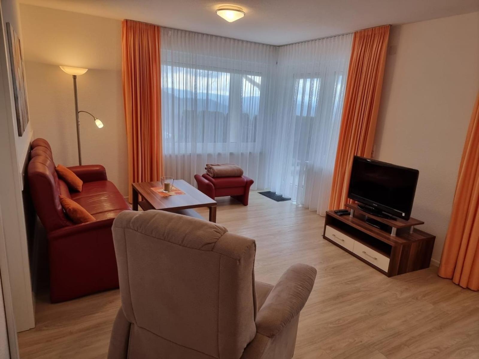 "Schwarzwaldblick" Ferienwohnung 2-4 Pers 65Qm, Schoene Ruhige Suedhanglage Mit Herrl Aussicht Todtnau Esterno foto